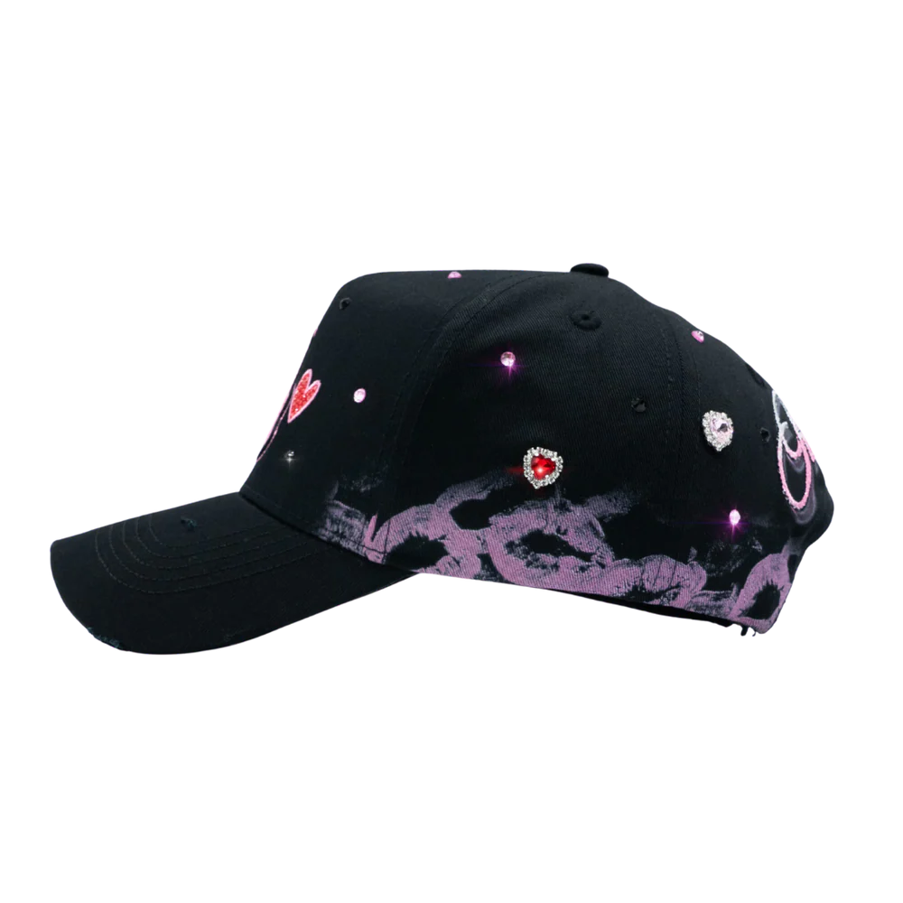 31HATS "XOXO"